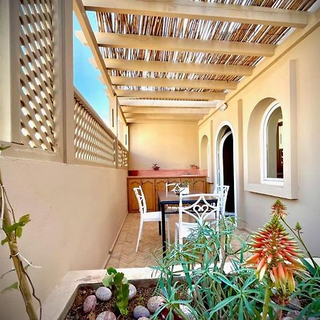 Dar Diafa Samira Apartment Мирлефт Екстериор снимка